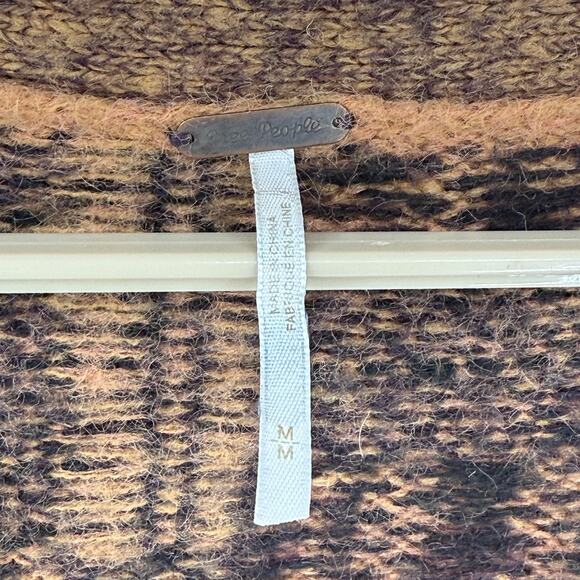 Free People Sepia Plaid Jacquard Oversize Cardigan Grandpa Size Medium - Picture 8 of 9